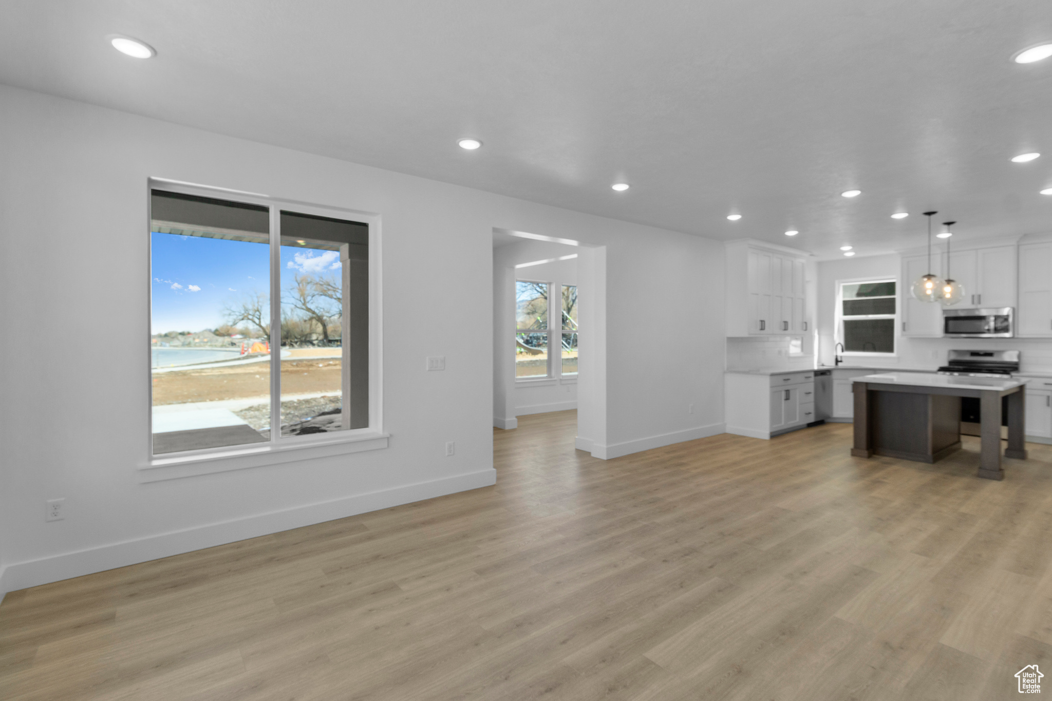 RIDGELINE PARK - Residential