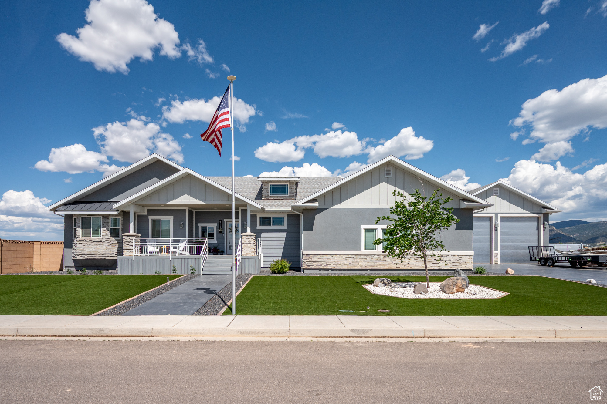 PEAK VIEW - Residential