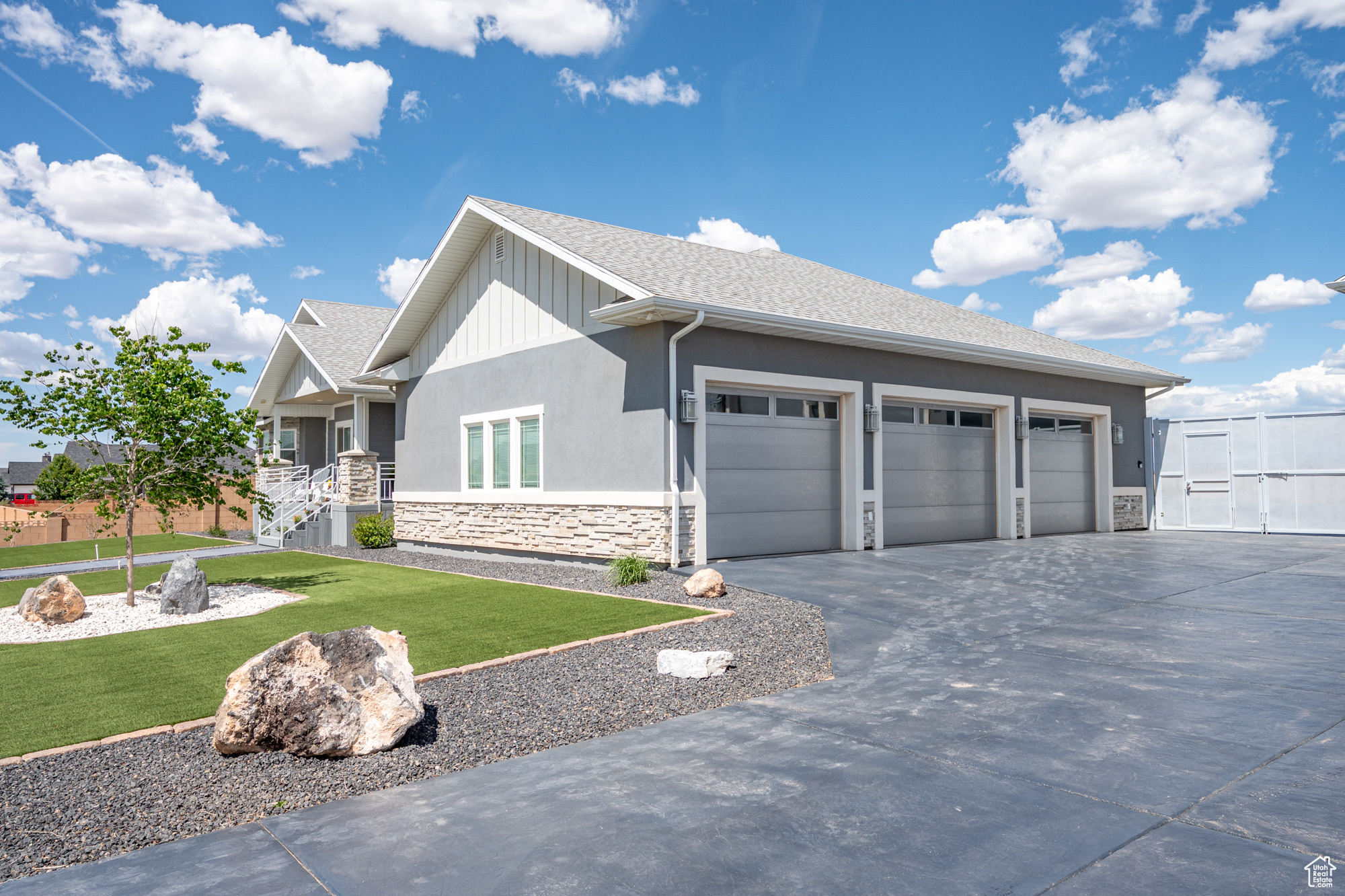 PEAK VIEW - Residential