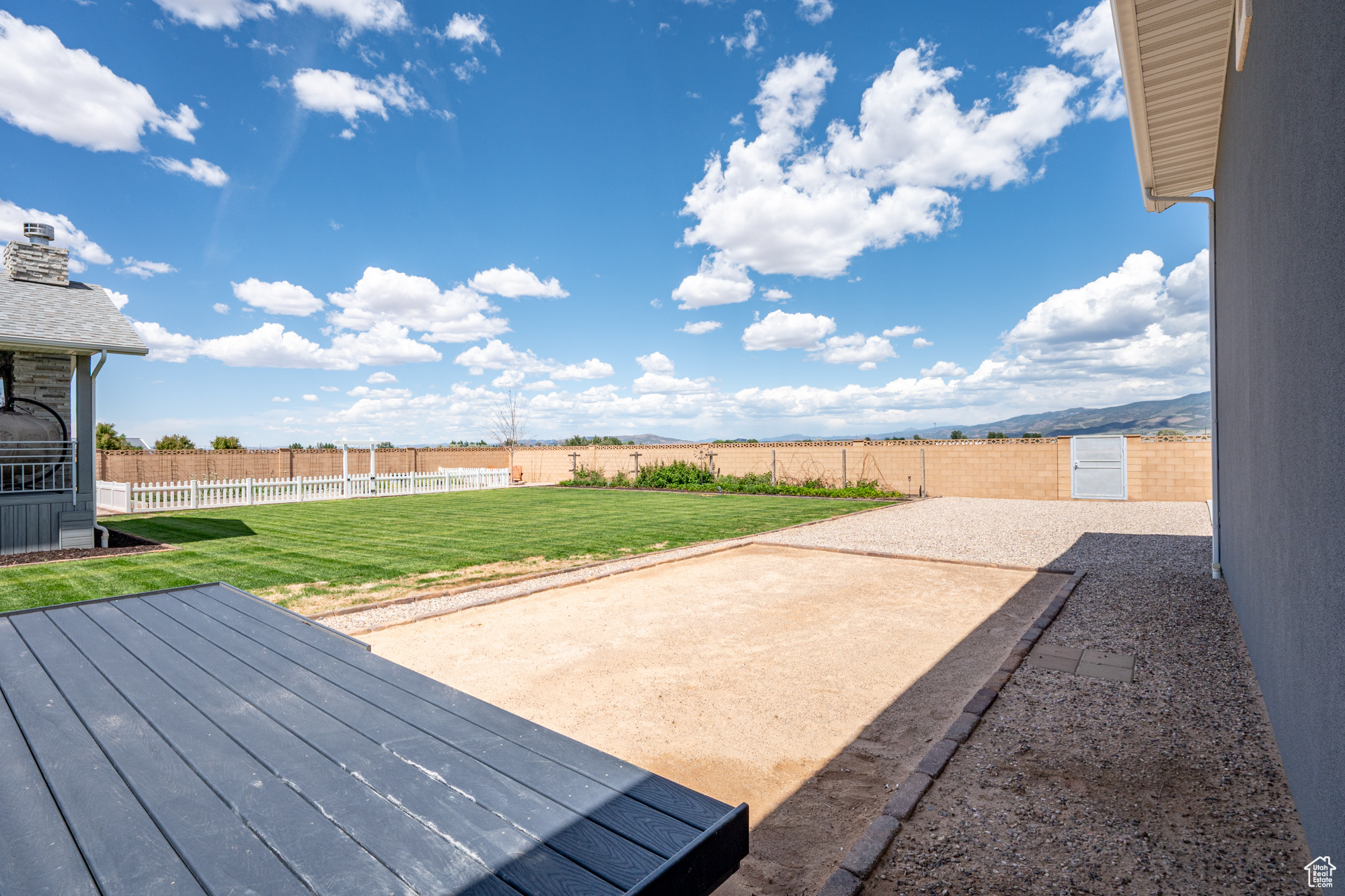 PEAK VIEW - Residential