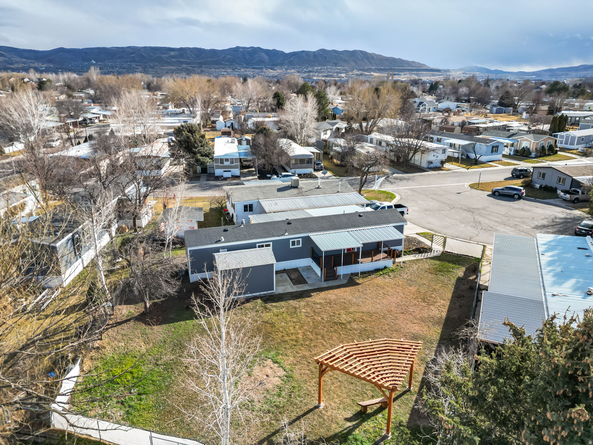 CRESCENTWOOD VILLAGE - Residential