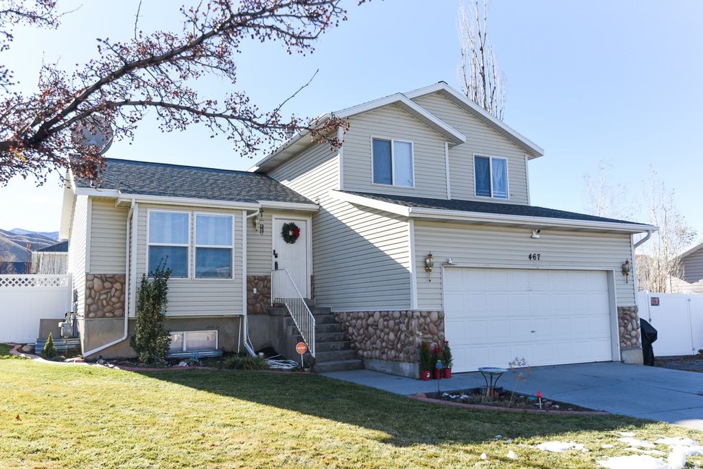 Photo of 467 W 550 S, Tooele, UT 84074 (MLS # 2126229)