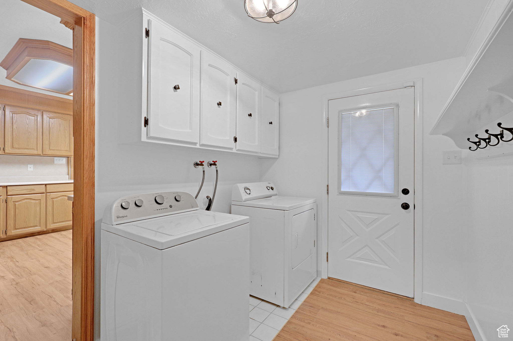 8693 S Vaquero Dr, Sandy, Utah image 21