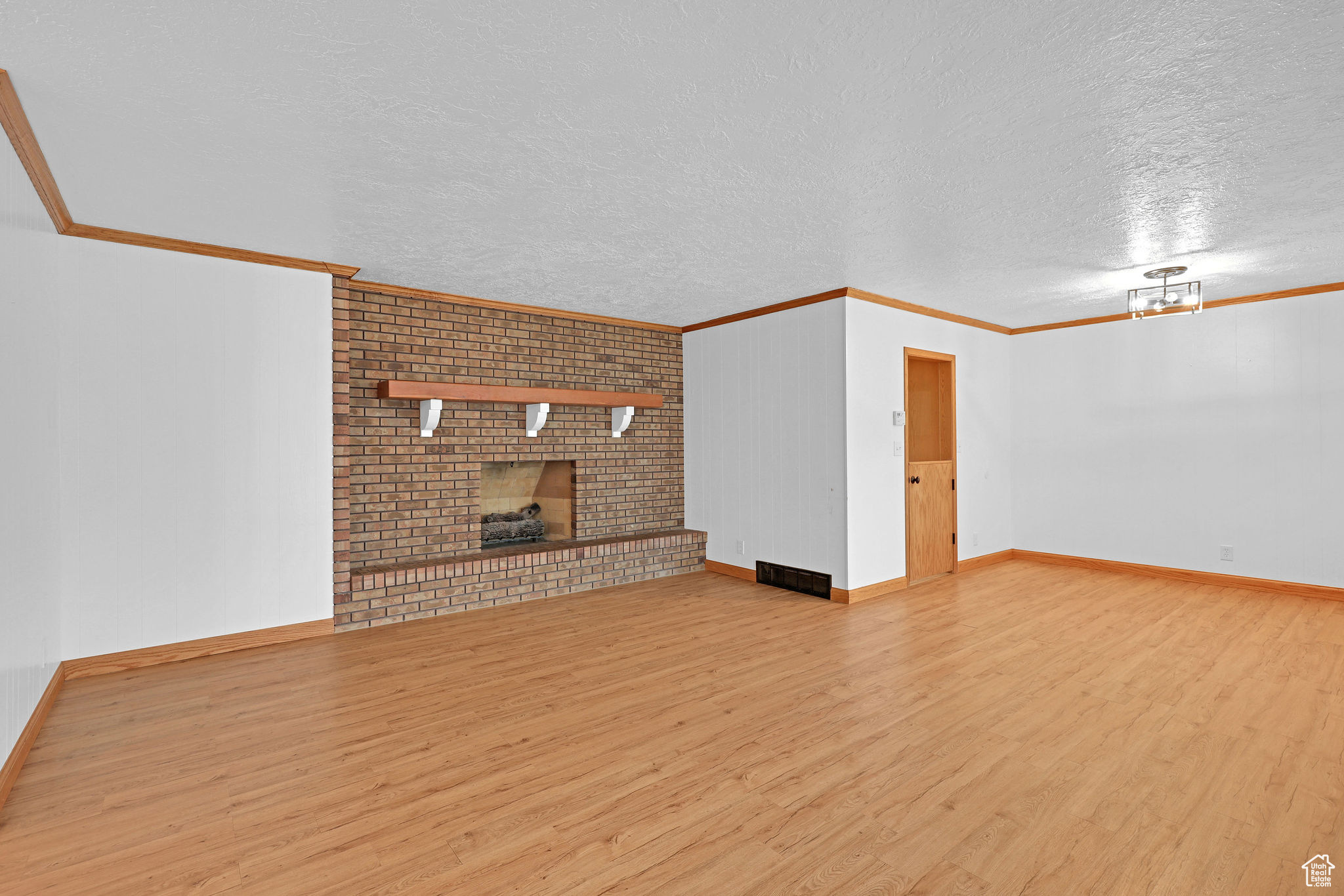 8693 S Vaquero Dr, Sandy, Utah image 13