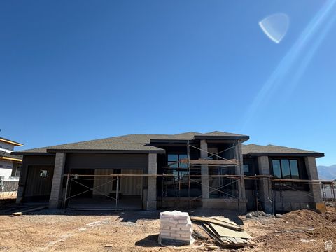 298 N AMBER LN. W Layton UT 84041