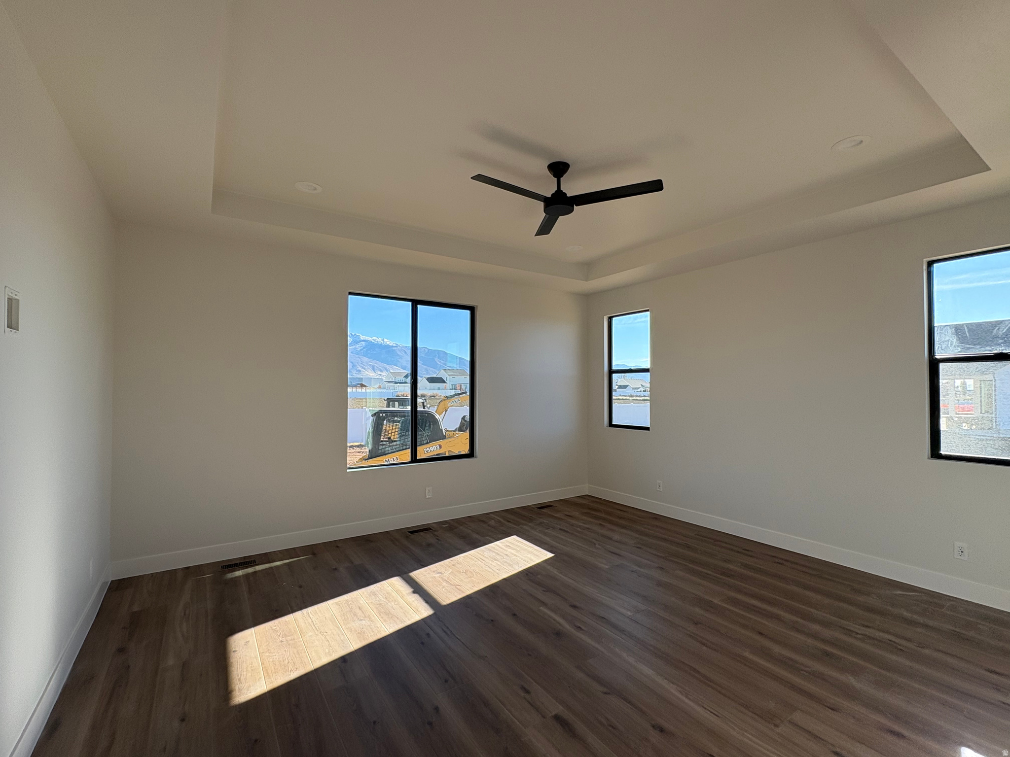 AMBER FIELDS - Residential