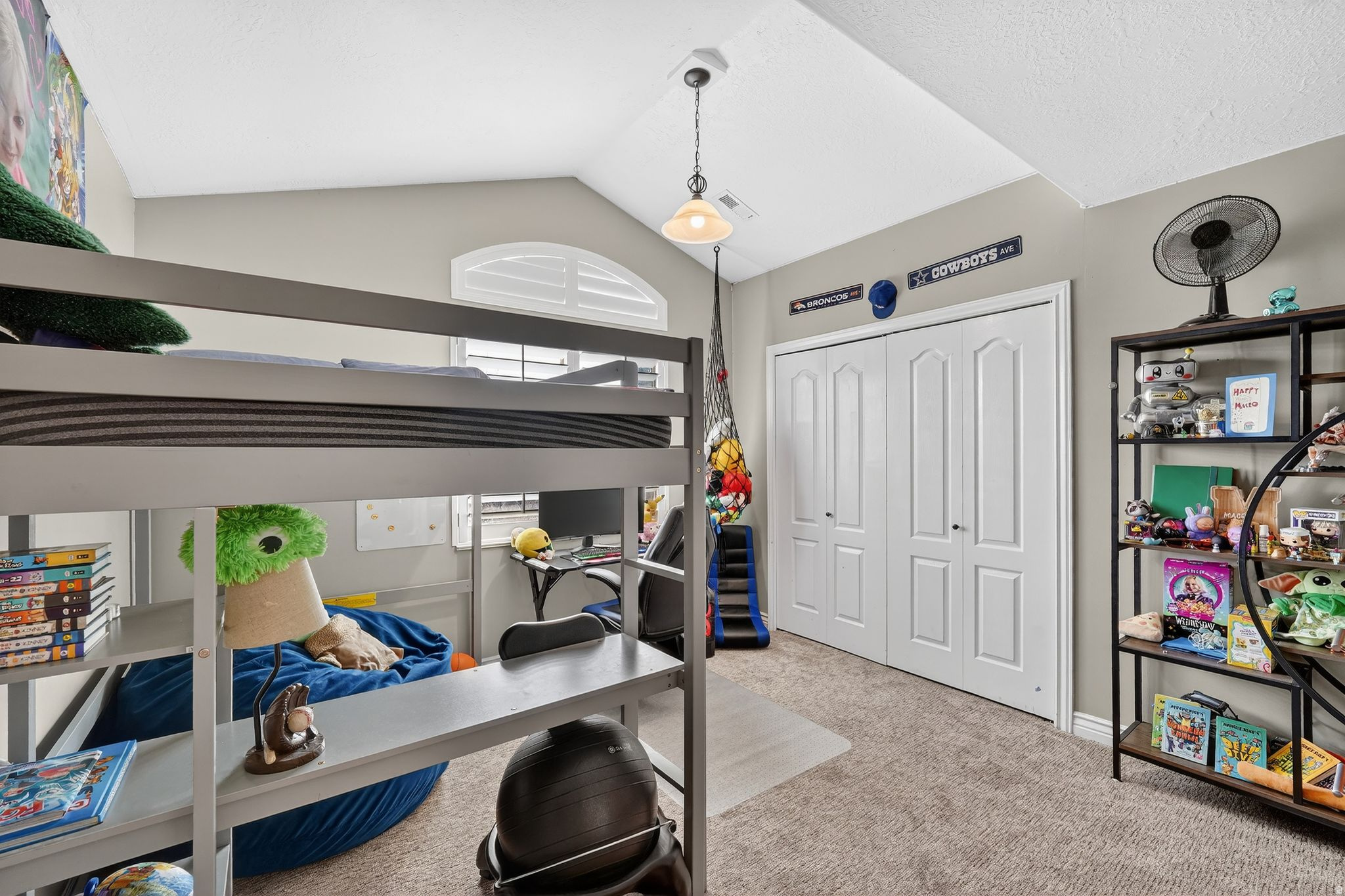 MIDAS CREEK - Residential