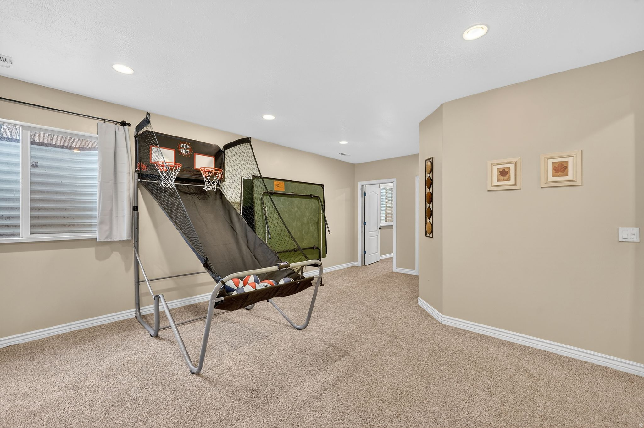 MIDAS CREEK - Residential