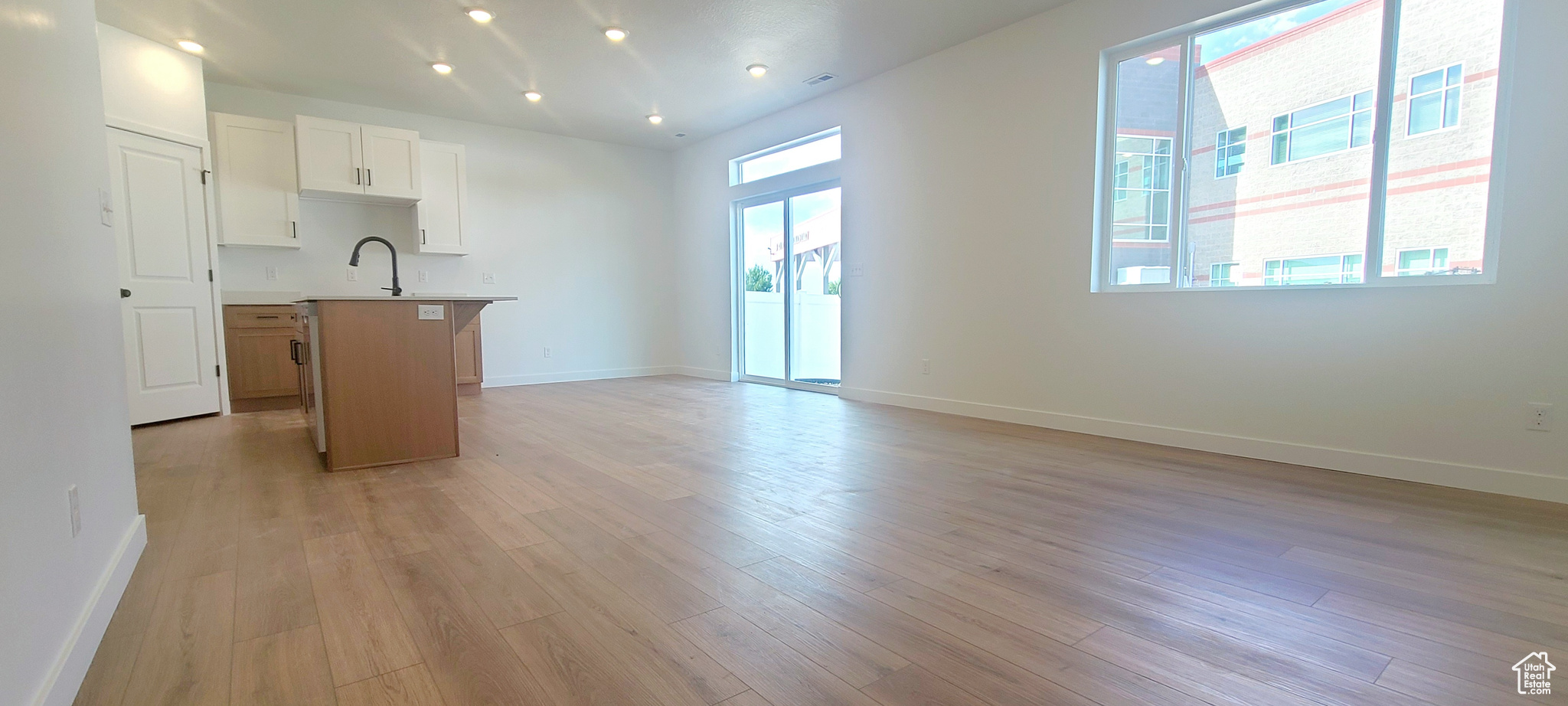 HIGHGATE COVE - Residential