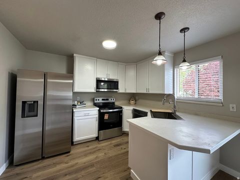 Tiny photo for 954 N QUINCY AVE, Ogden, UT 84404 (MLS # 2155803)
