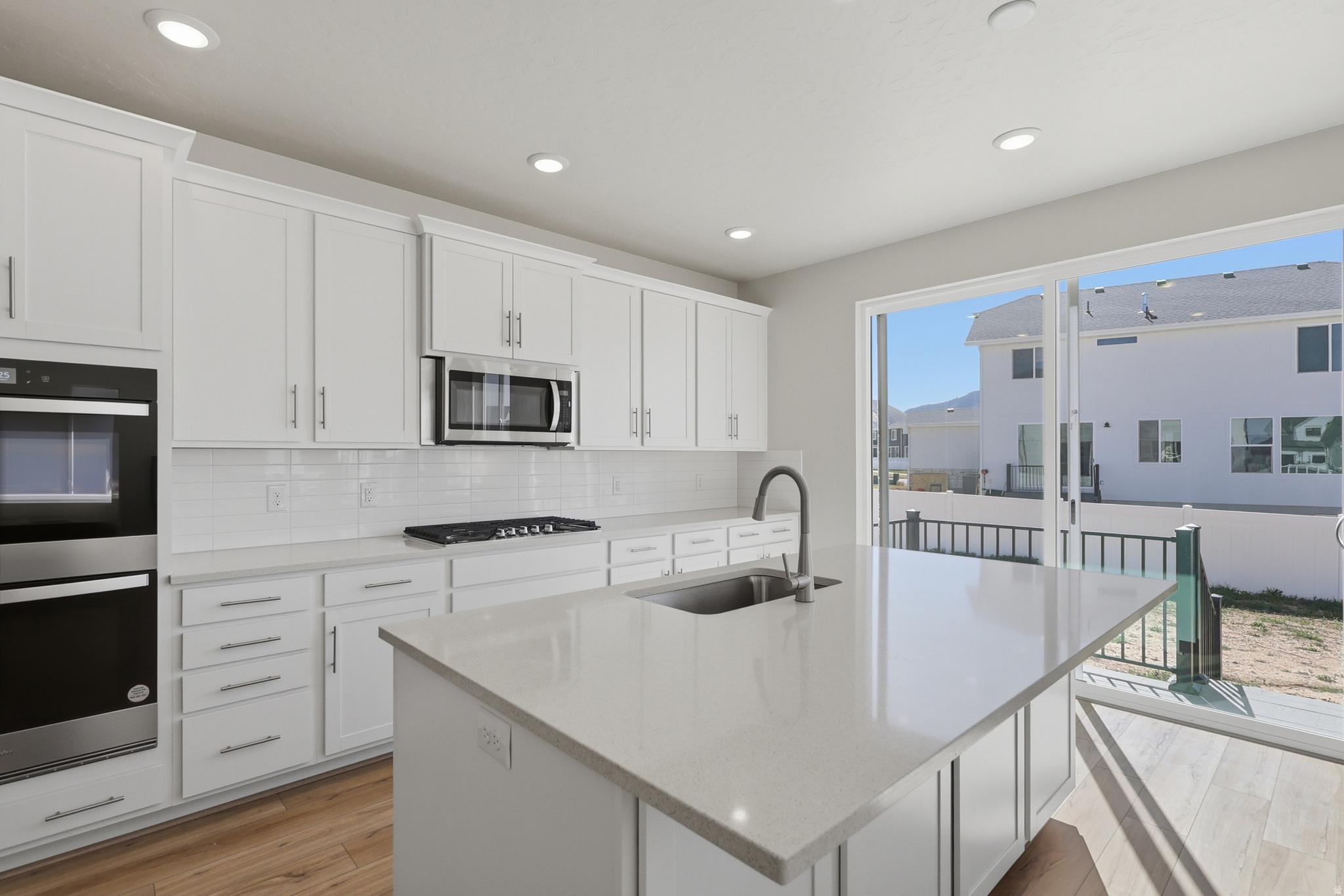 MAPLETON HEIGHTS - Residential