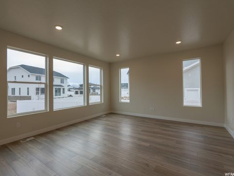 Tiny photo for 1353 W MAPLETON CT, Mapleton, UT 84664 (MLS # 2126669)