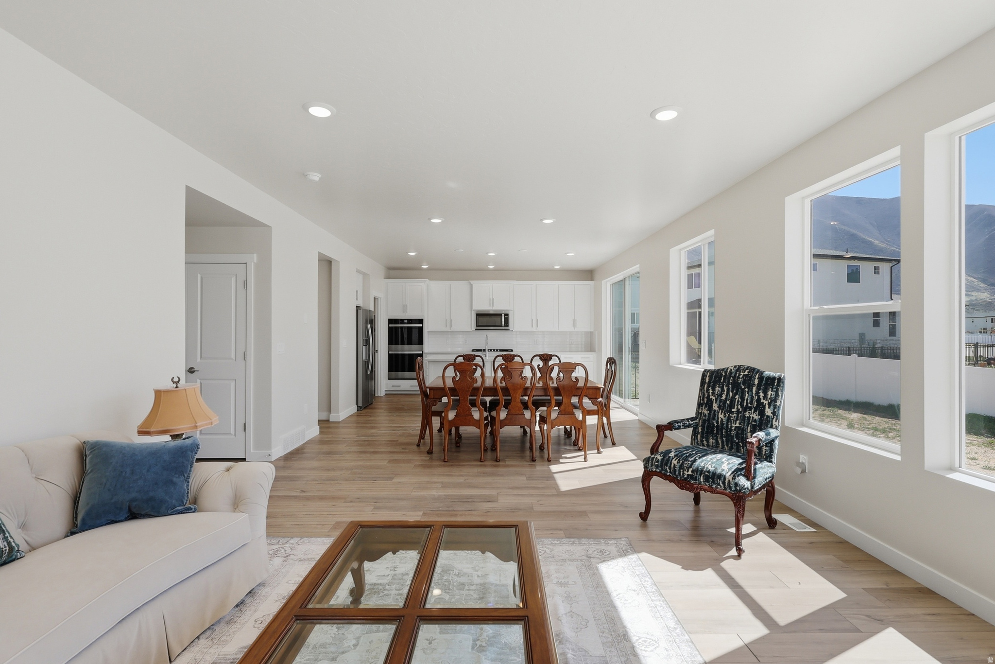 MAPLETON HEIGHTS - Residential