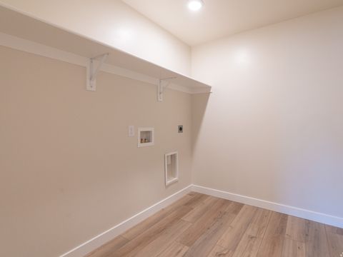 Tiny photo for 1353 W MAPLETON CT, Mapleton, UT 84664 (MLS # 2126669)