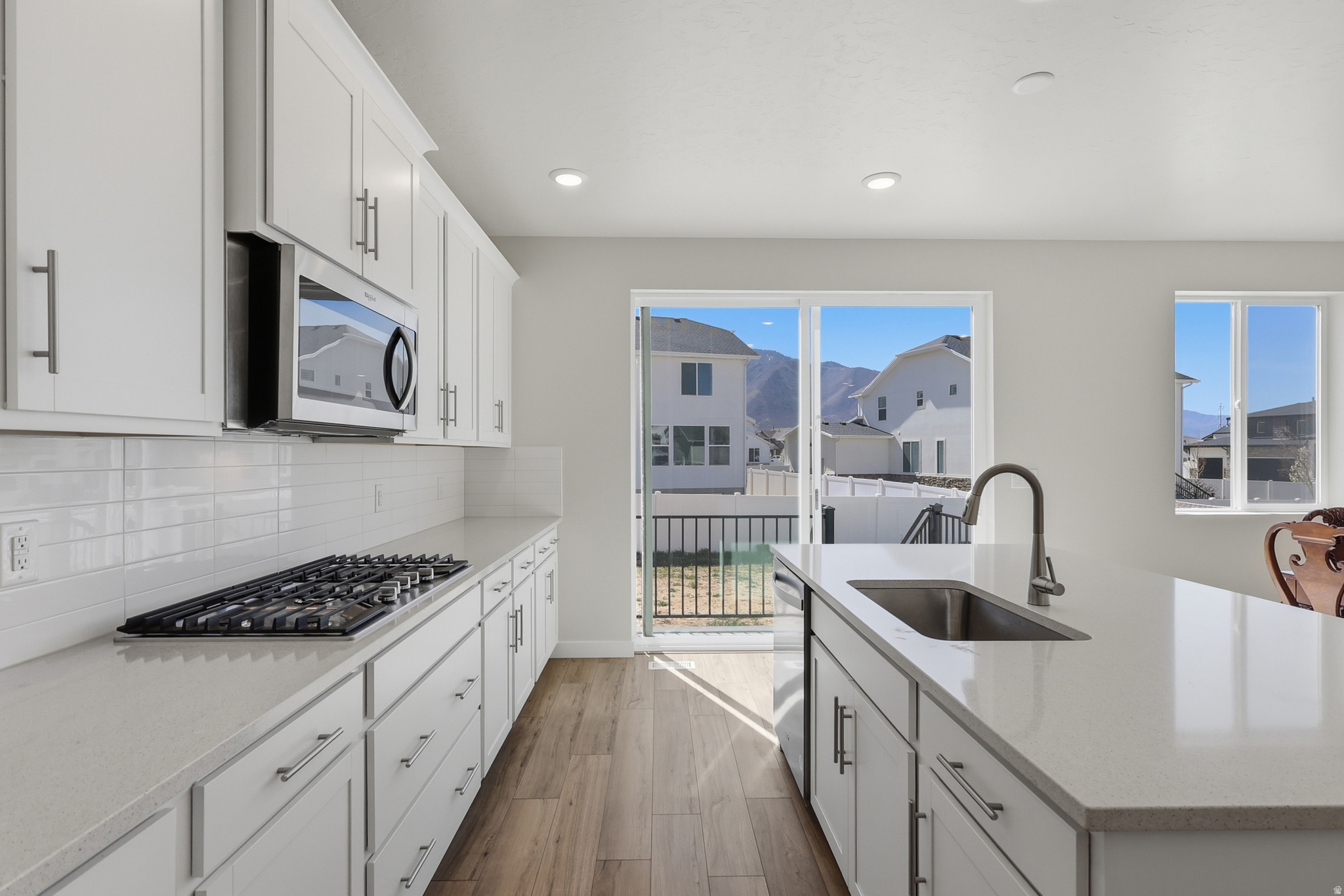 MAPLETON HEIGHTS - Residential