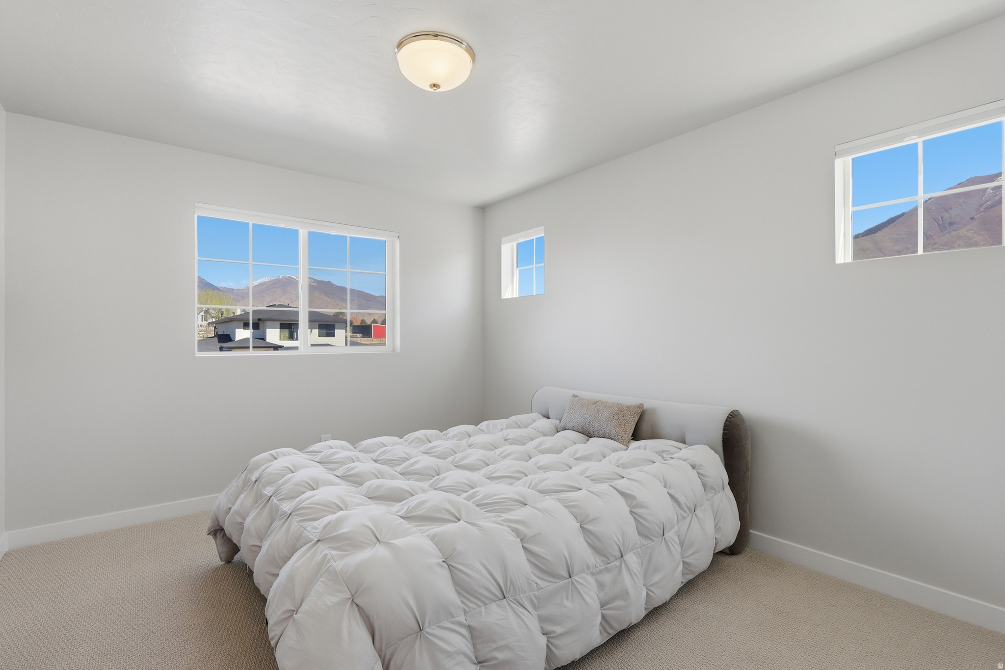 MAPLETON HEIGHTS - Residential