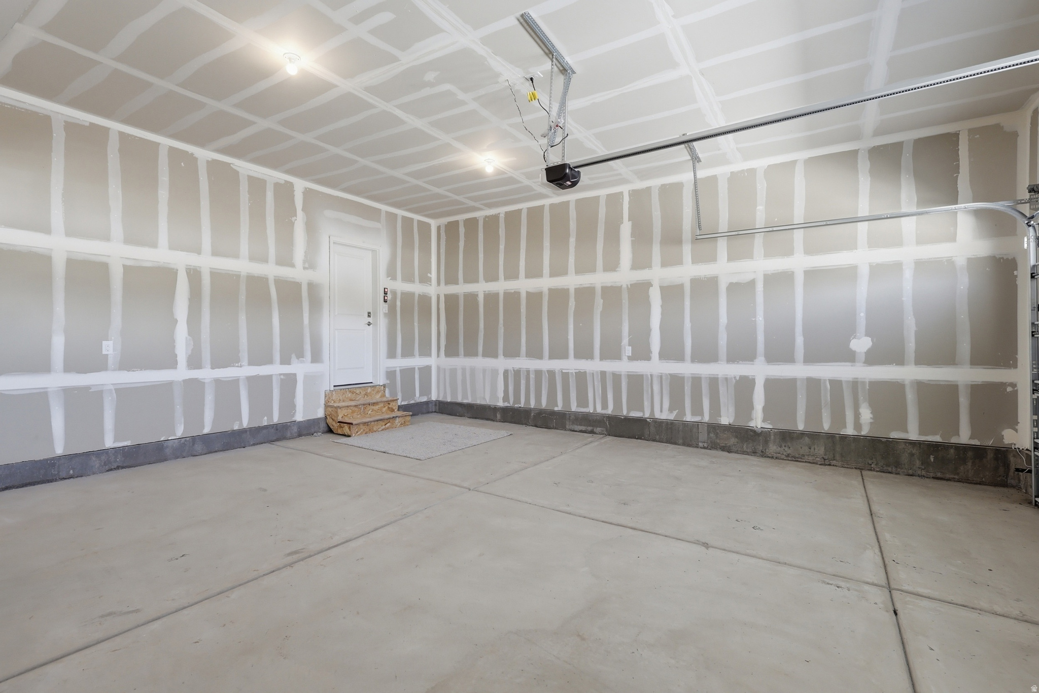 MAPLETON HEIGHTS - Residential