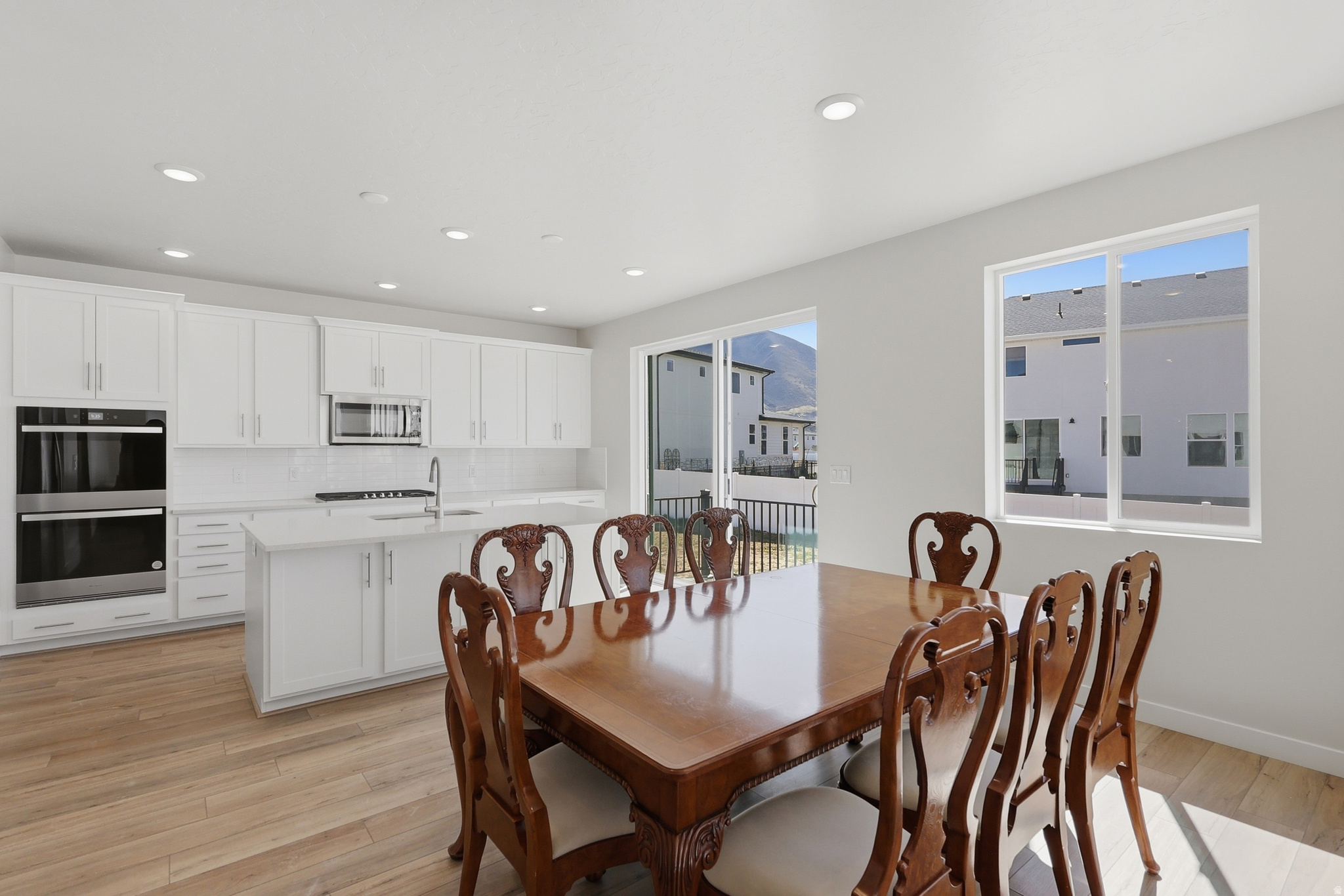 MAPLETON HEIGHTS - Residential