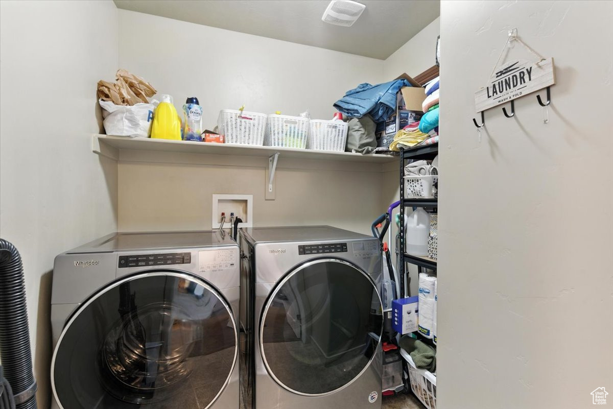 ANGEL STREET TOWNHOM - Residential