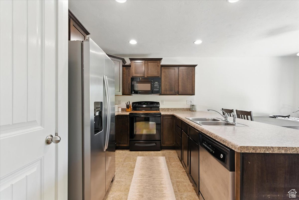 ANGEL STREET TOWNHOM - Residential