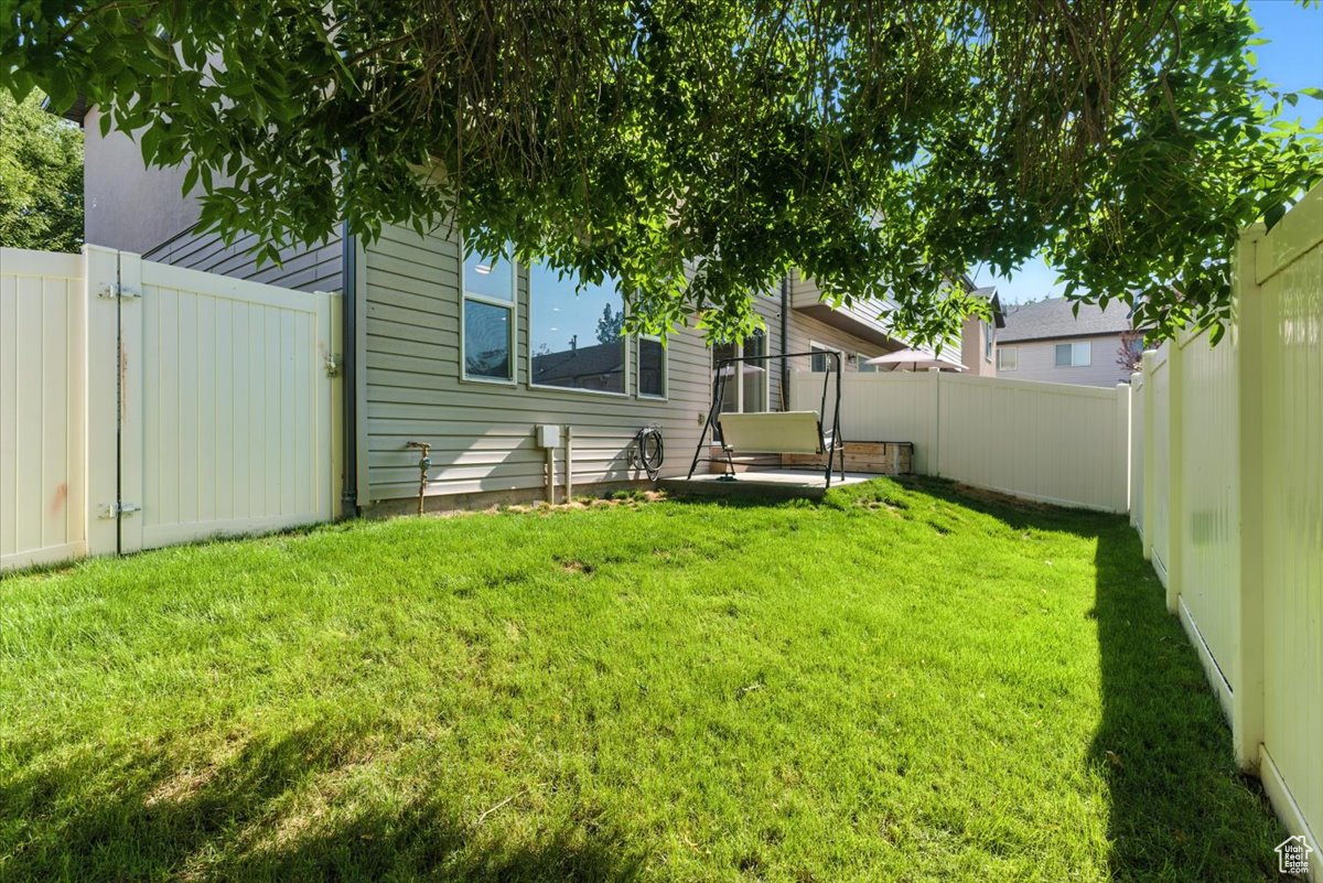 ANGEL STREET TOWNHOM - Residential