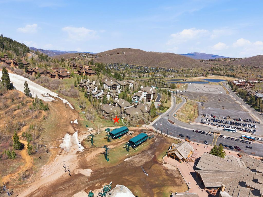 Photo of 2100 DEER VALLEY DR #5, Park City, UT 84060 (MLS # 2149758)