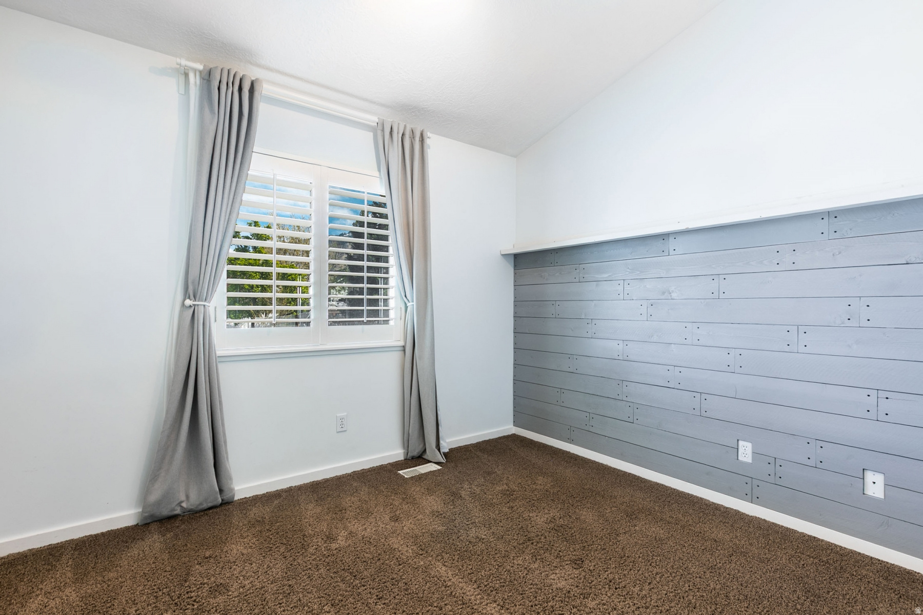 SOUTH MOUNTAIN - Residential