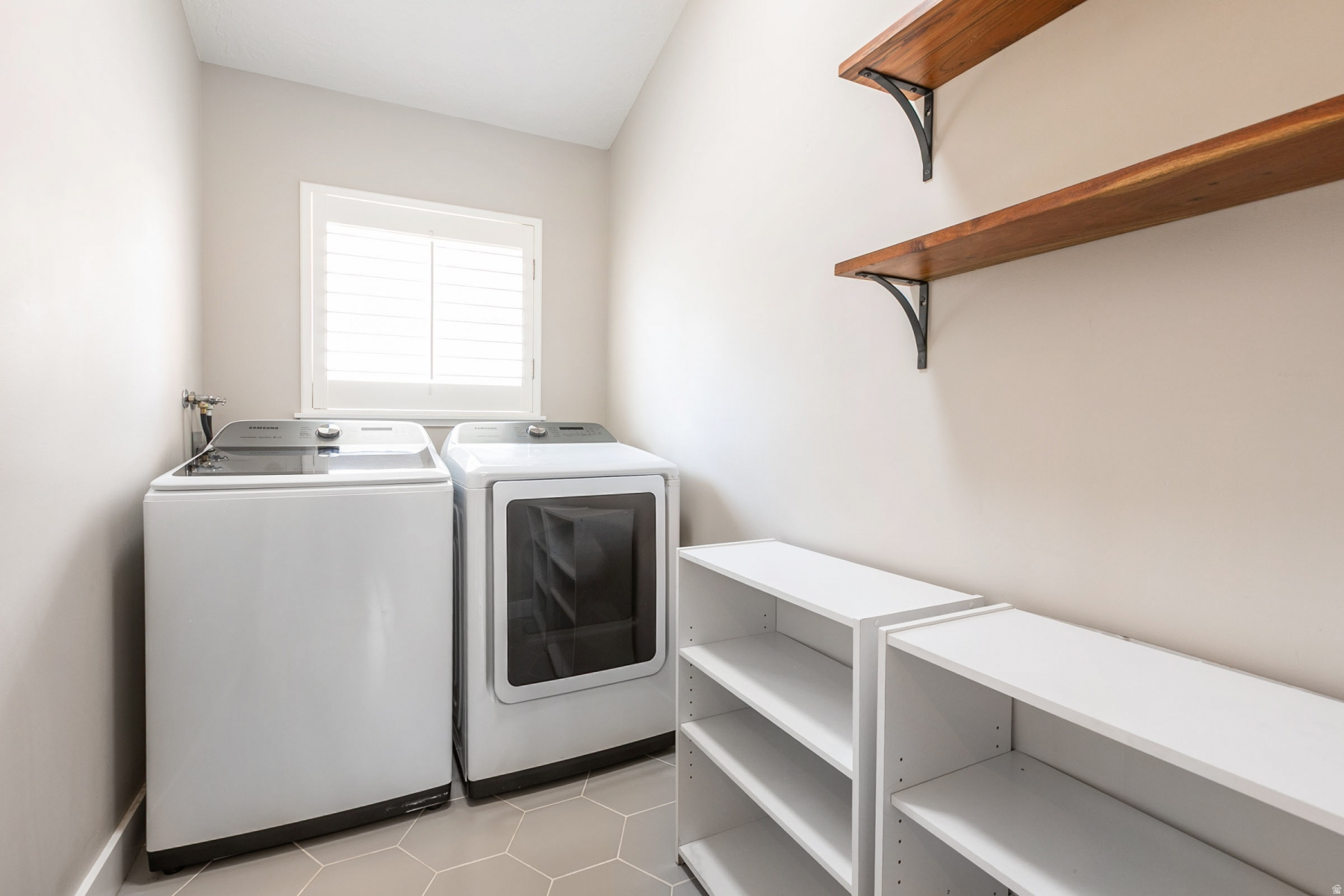 SOUTH MOUNTAIN - Residential