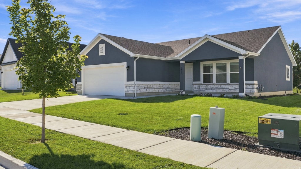 Photo of 724 W 500 N, Smithfield, UT 84335 (MLS # 2185963)