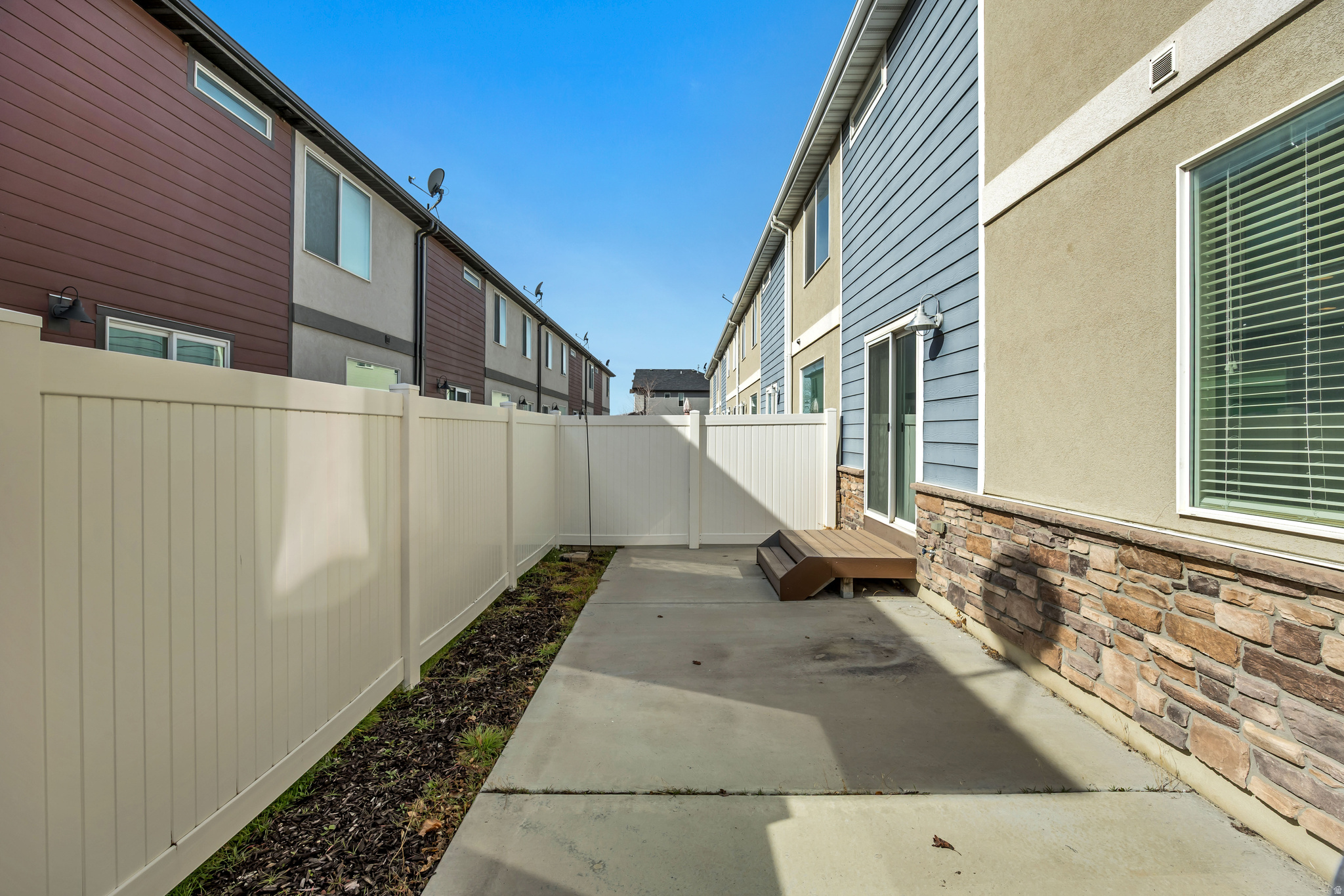 THE COMMONS AMENDED - Residential