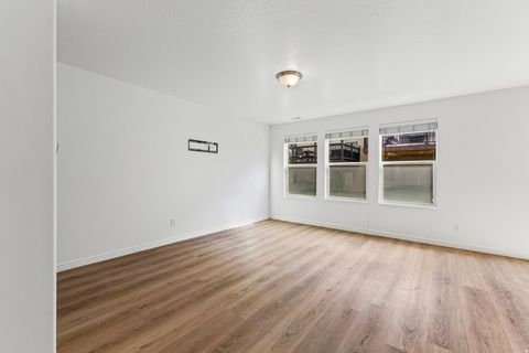 Tiny photo for 1282 N LILY PAD DR, Spanish Fork, UT 84660 (MLS # 2159150)