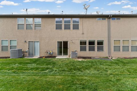 Tiny photo for 1282 N LILY PAD DR, Spanish Fork, UT 84660 (MLS # 2159150)