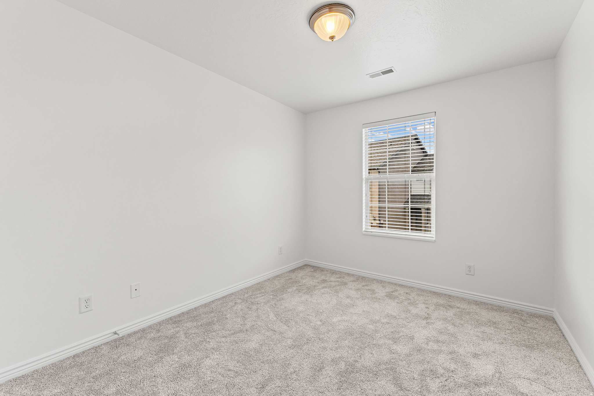 WHISPERING WILLOWS - Residential