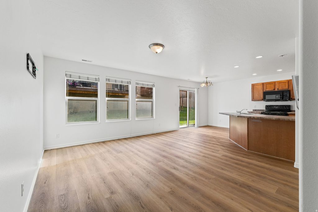 Photo of 1282 N LILY PAD DR, Spanish Fork, UT 84660 (MLS # 2159150)