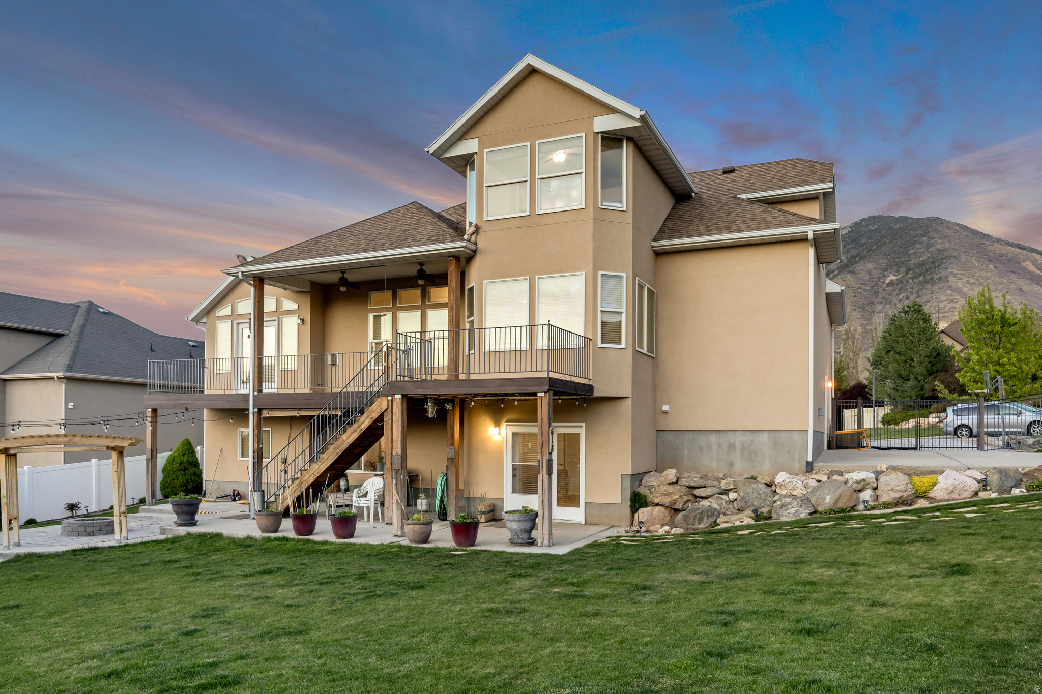 ELK RIDGE - Residential