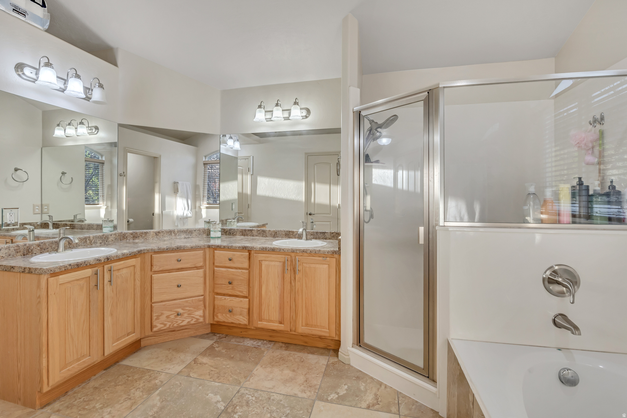 ELK RIDGE - Residential