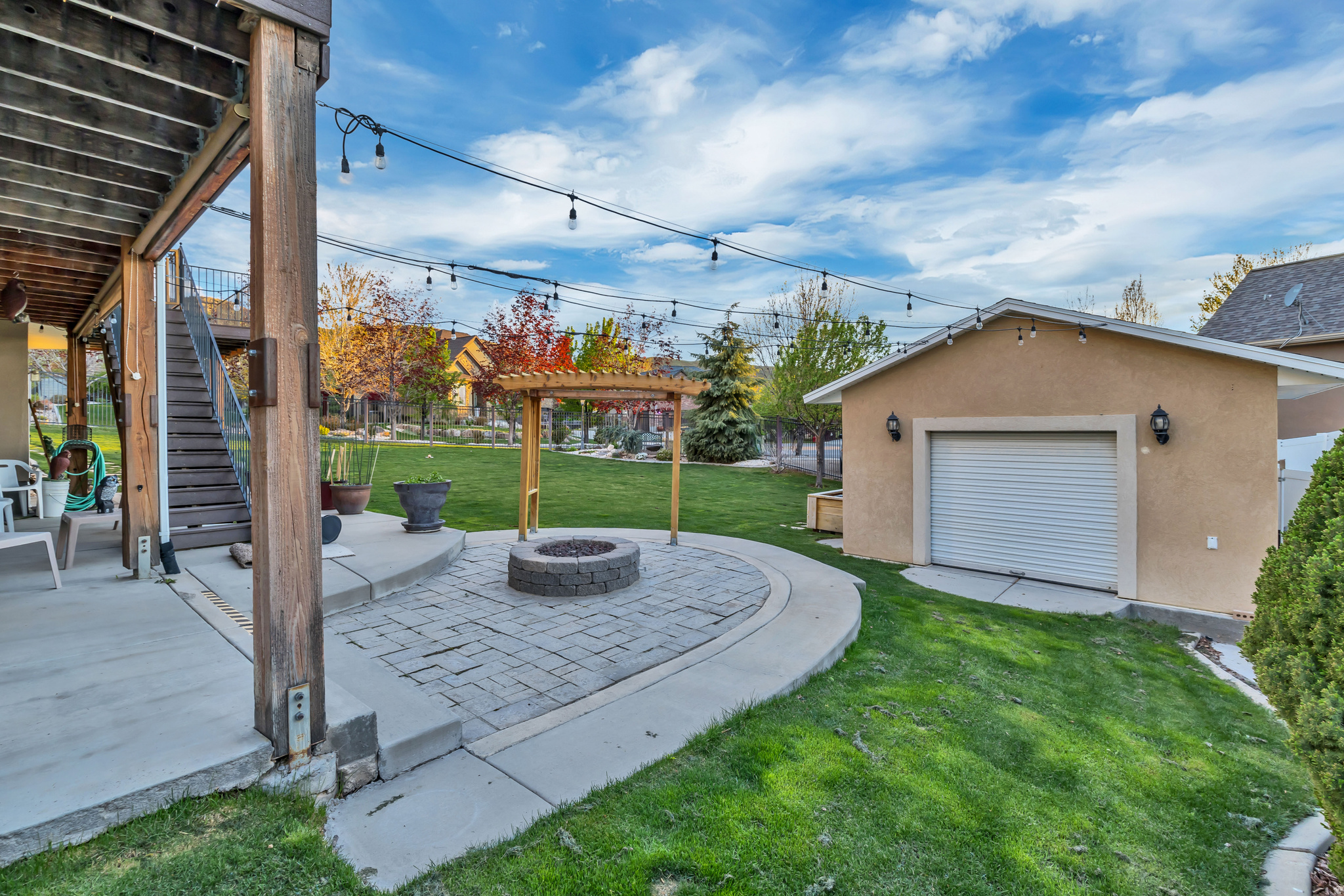 ELK RIDGE - Residential