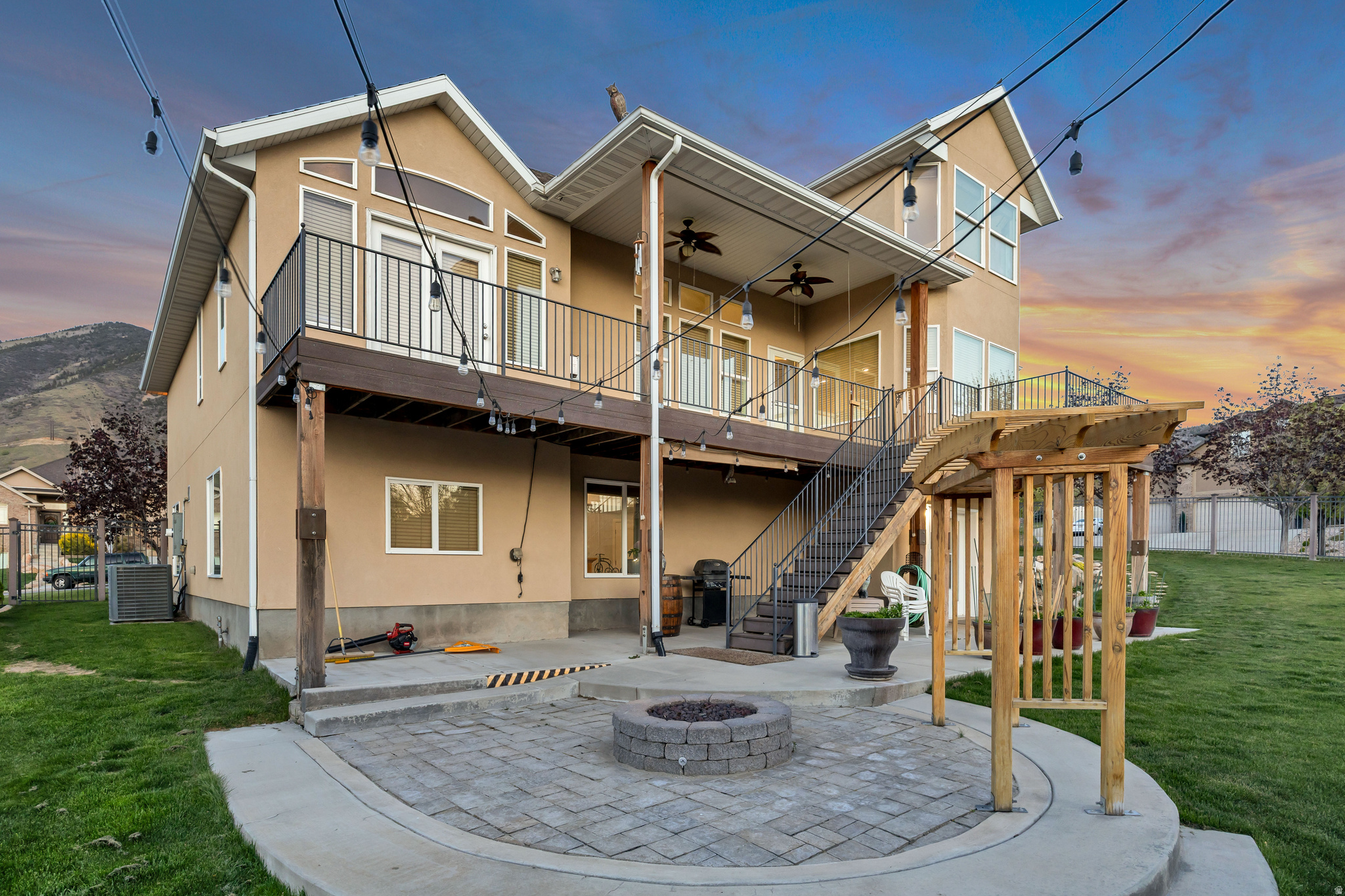 ELK RIDGE - Residential