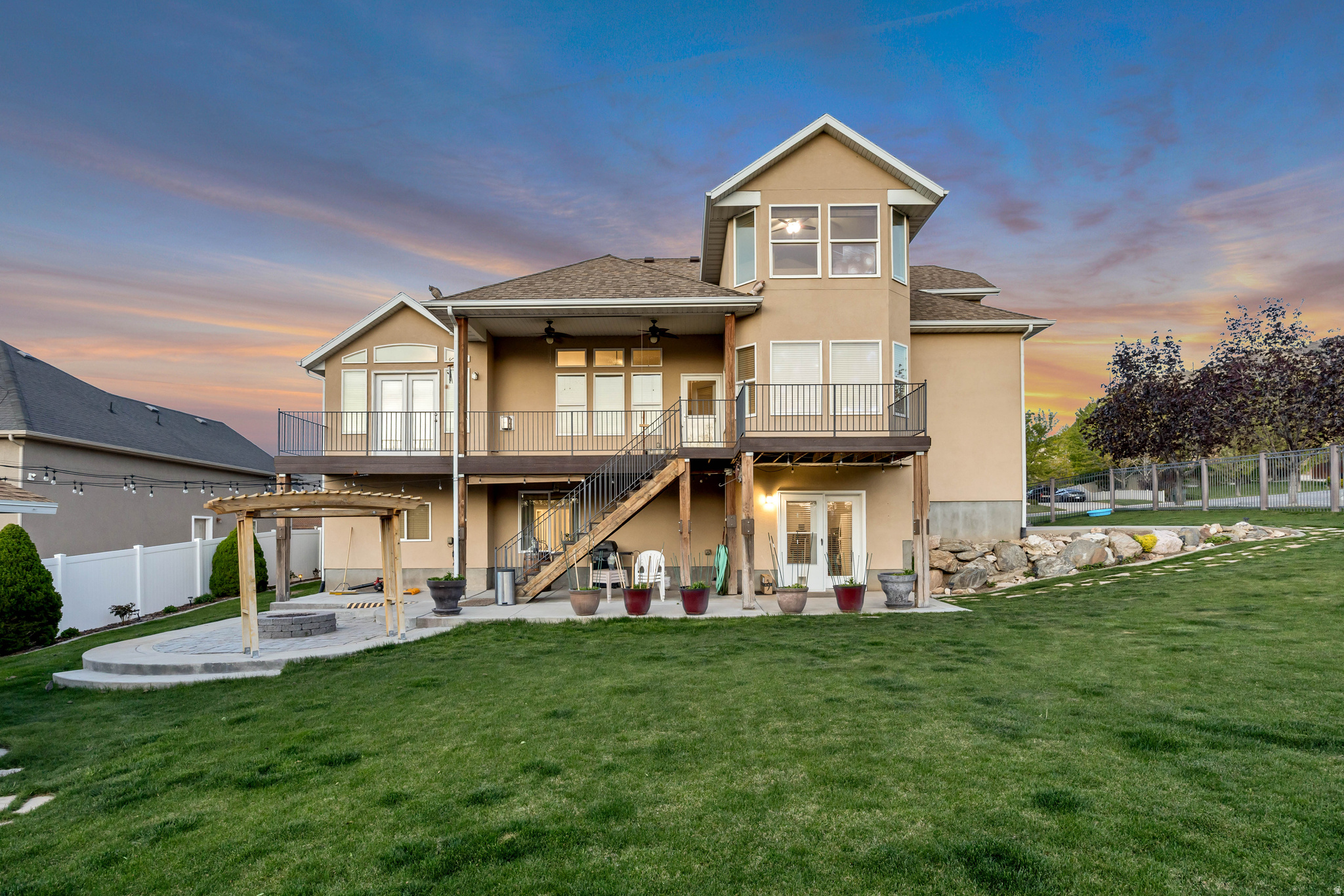 ELK RIDGE - Residential