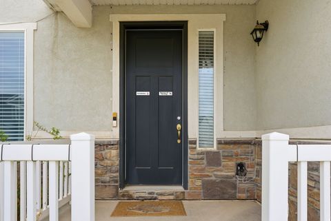 Tiny photo for 5062 W ACKLINS CIR, Herriman, UT 84096 (MLS # 2158672)
