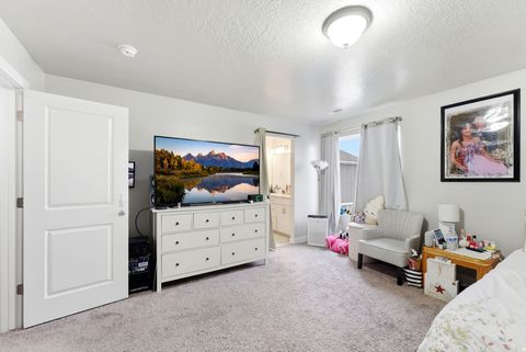 Tiny photo for 5062 W ACKLINS CIR, Herriman, UT 84096 (MLS # 2158672)