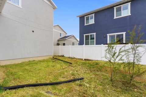 Tiny photo for 5062 W ACKLINS CIR, Herriman, UT 84096 (MLS # 2158672)