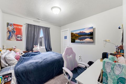 Tiny photo for 5062 W ACKLINS CIR, Herriman, UT 84096 (MLS # 2158672)