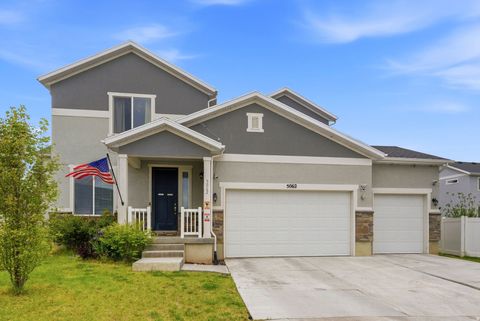 Photo of 5062 W ACKLINS CIR, Herriman, UT 84096 (MLS # 2158672)