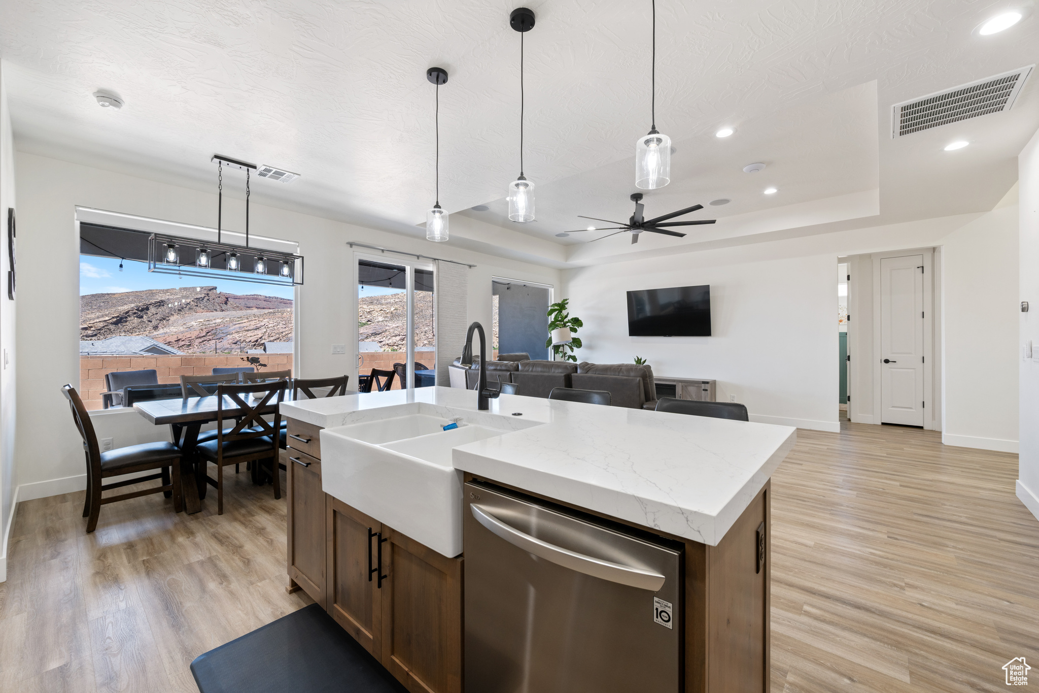 PARK SIDE AT GRANDPAS POND PH 3 - Residential