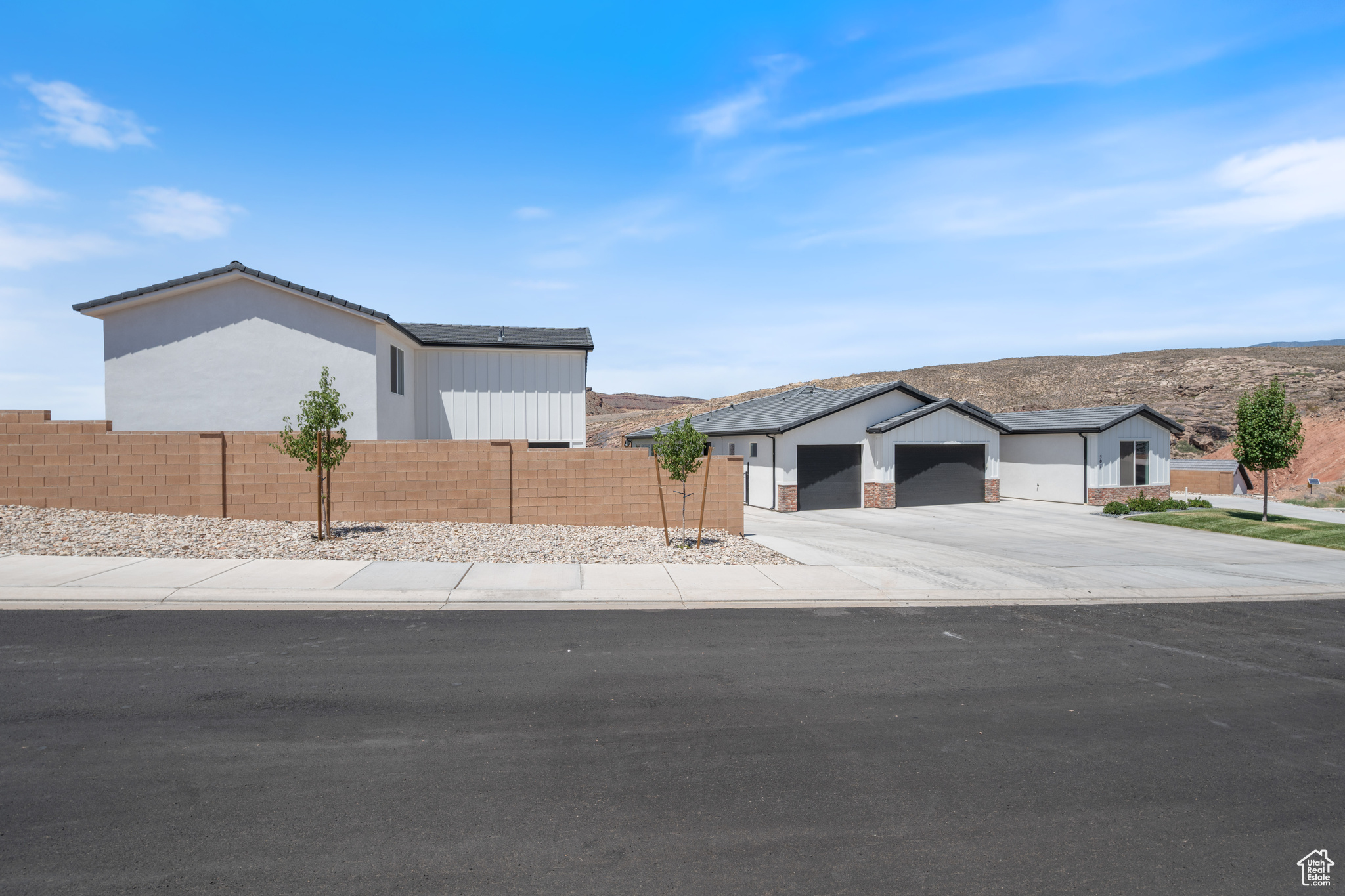 PARK SIDE AT GRANDPAS POND PH 3 - Residential