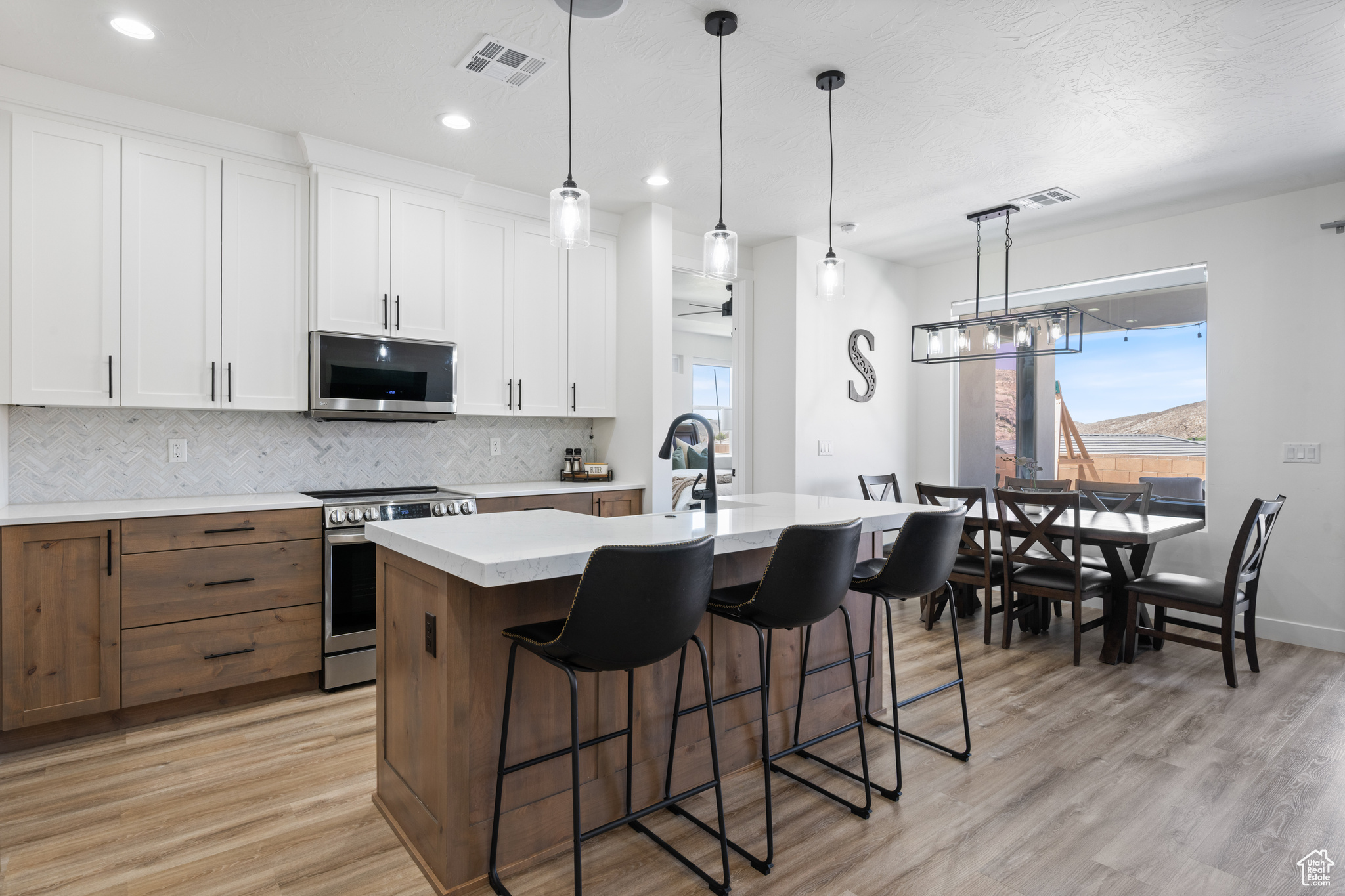 PARK SIDE AT GRANDPAS POND PH 3 - Residential