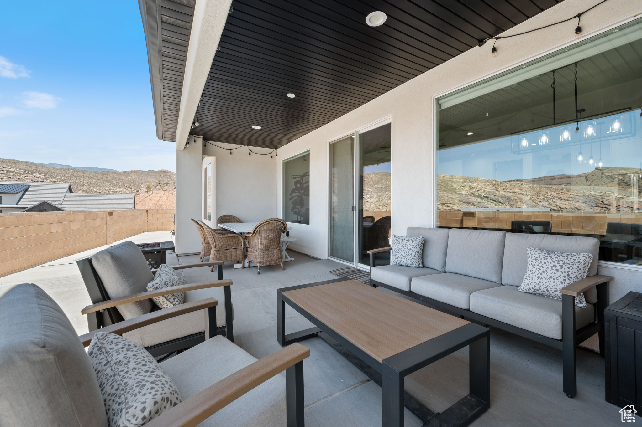 PARK SIDE AT GRANDPAS POND PH 3 - Residential