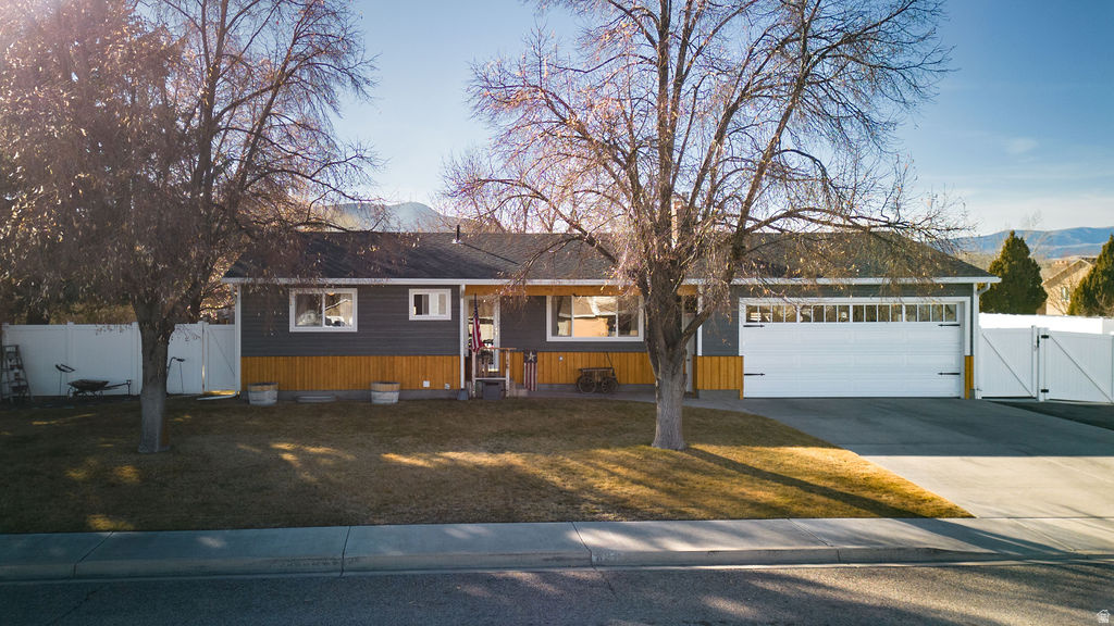 WEST SIDE DRIVE SUBDIVISION - Residential