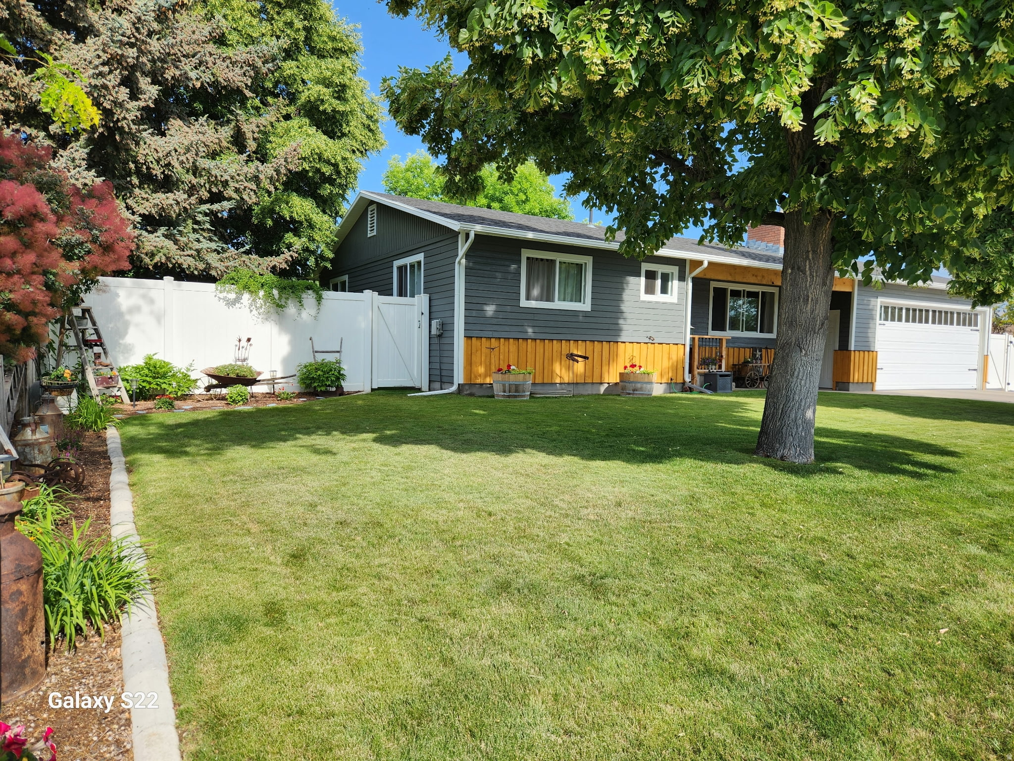 WEST SIDE DRIVE SUBDIVISION - Residential